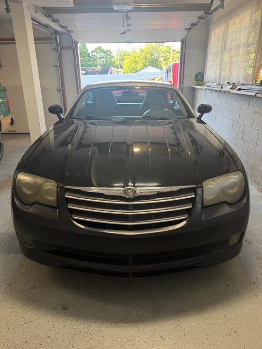 2005 Chrysler Crossfire - Image 2 of 31