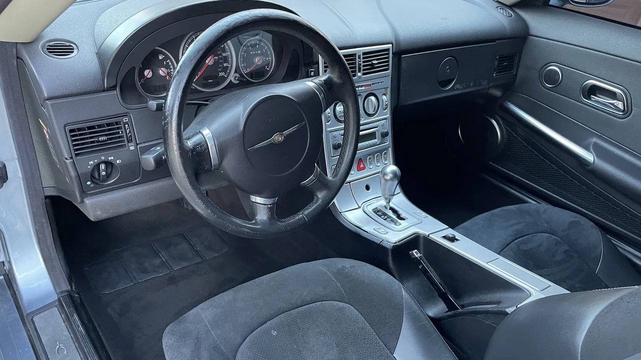 2005 Chrysler Crossfire - Image 3 of 14
