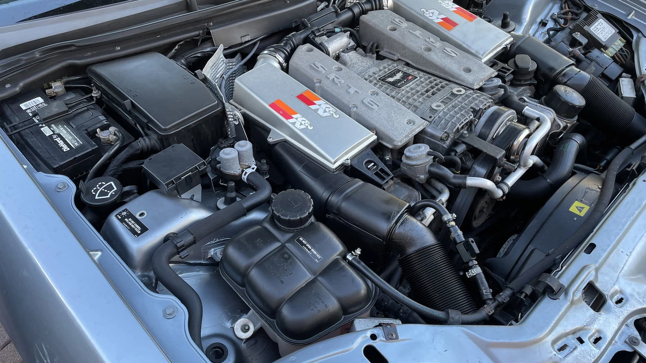 2005 Chrysler Crossfire - Image 8 of 14