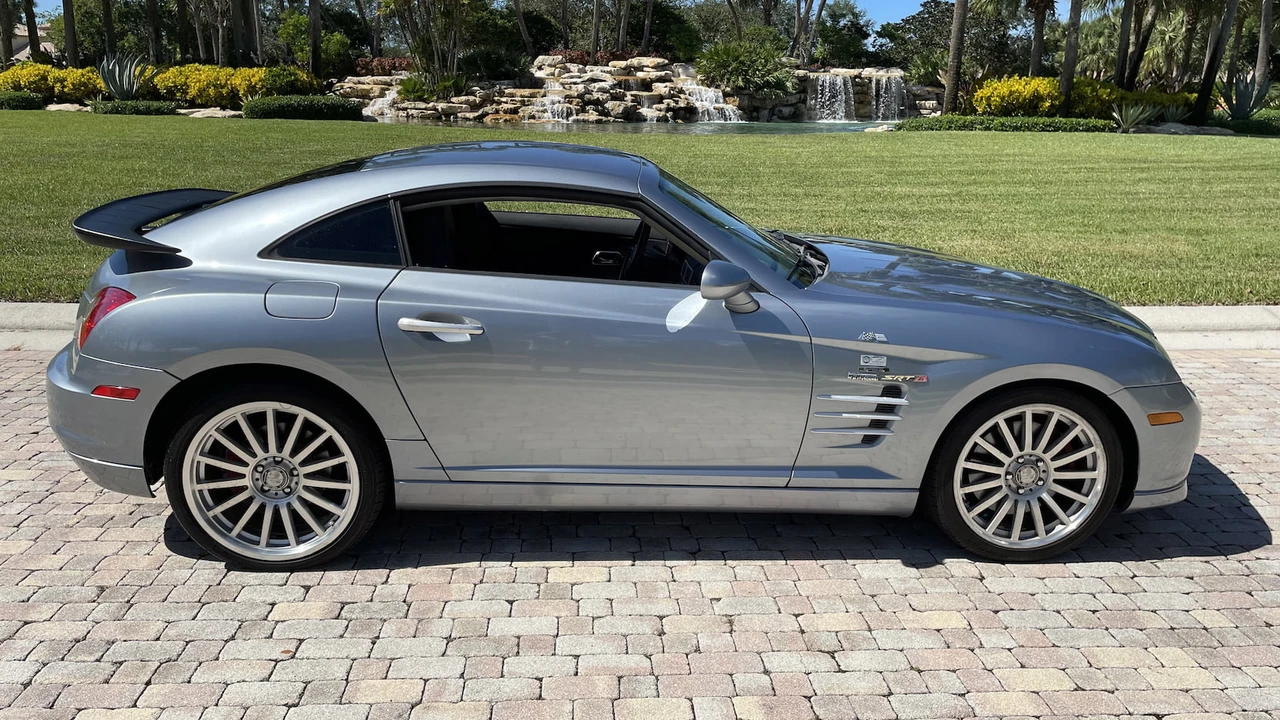 2005 Chrysler Crossfire - Image 13 of 14