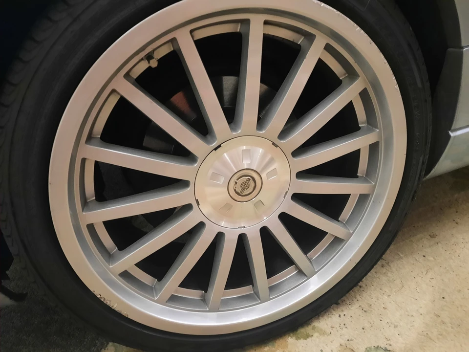 2005 Chrysler Crossfire - Image 6 of 11