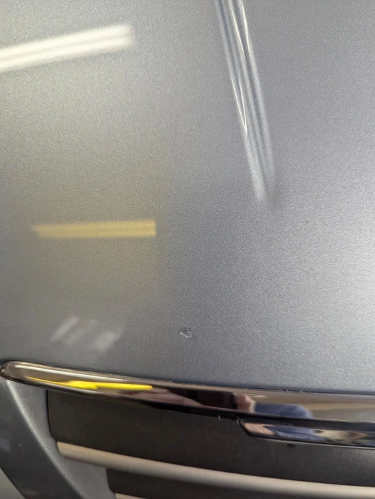2005 Chrysler Crossfire - Image 8 of 11