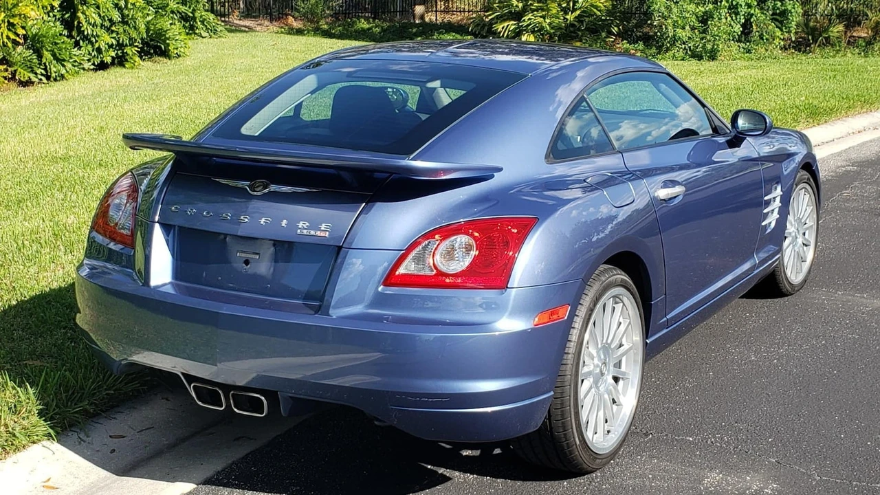 2005 Chrysler Crossfire - Image 3 of 11