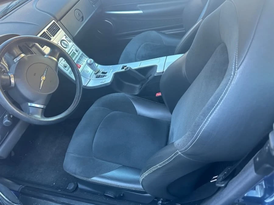 2005 Chrysler Crossfire - Image 10 of 21