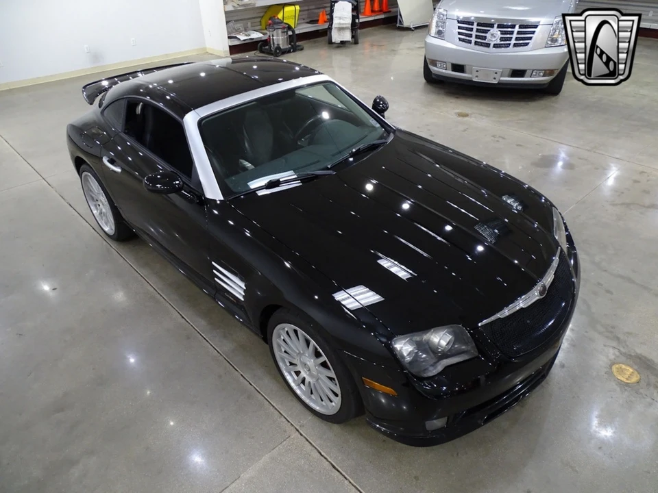 2005 Chrysler Crossfire - Image 10 of 12