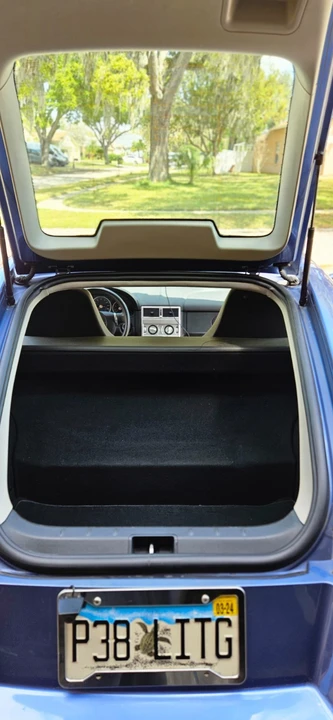 2005 Chrysler Crossfire - Image 8 of 11