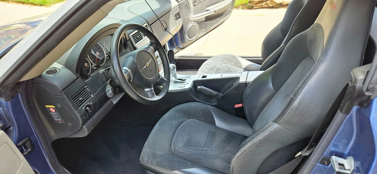 2005 Chrysler Crossfire - Image 3 of 11