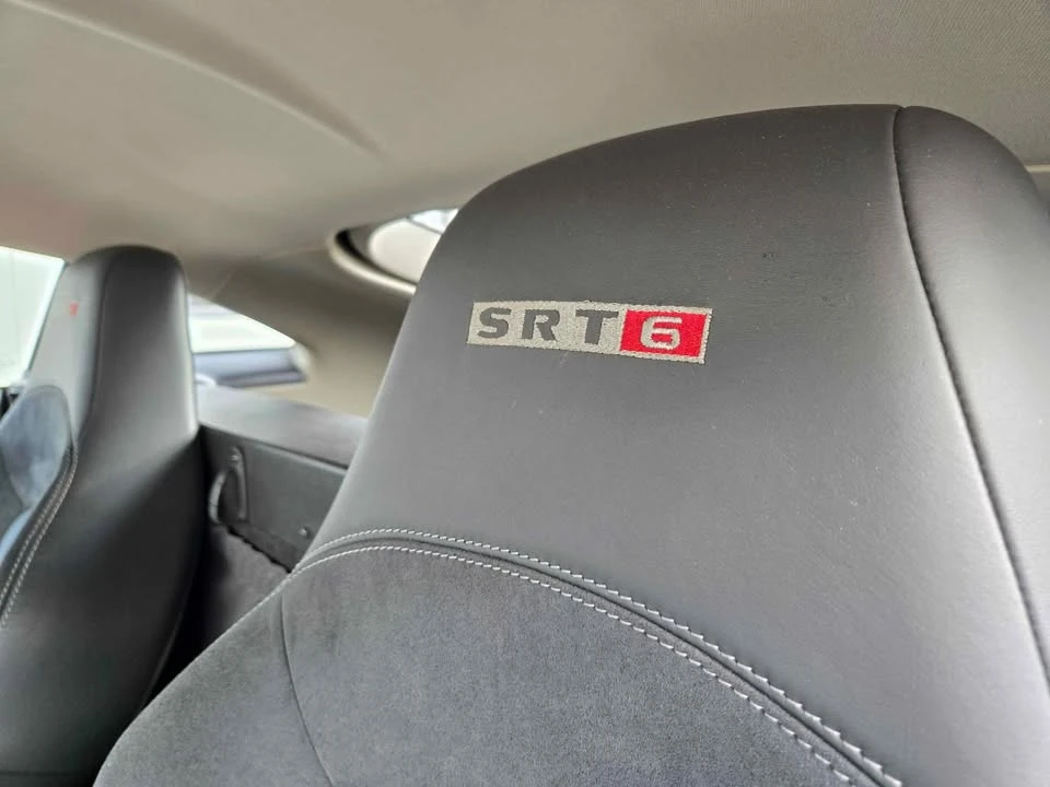 2005 Chrysler Crossfire - Image 8 of 9