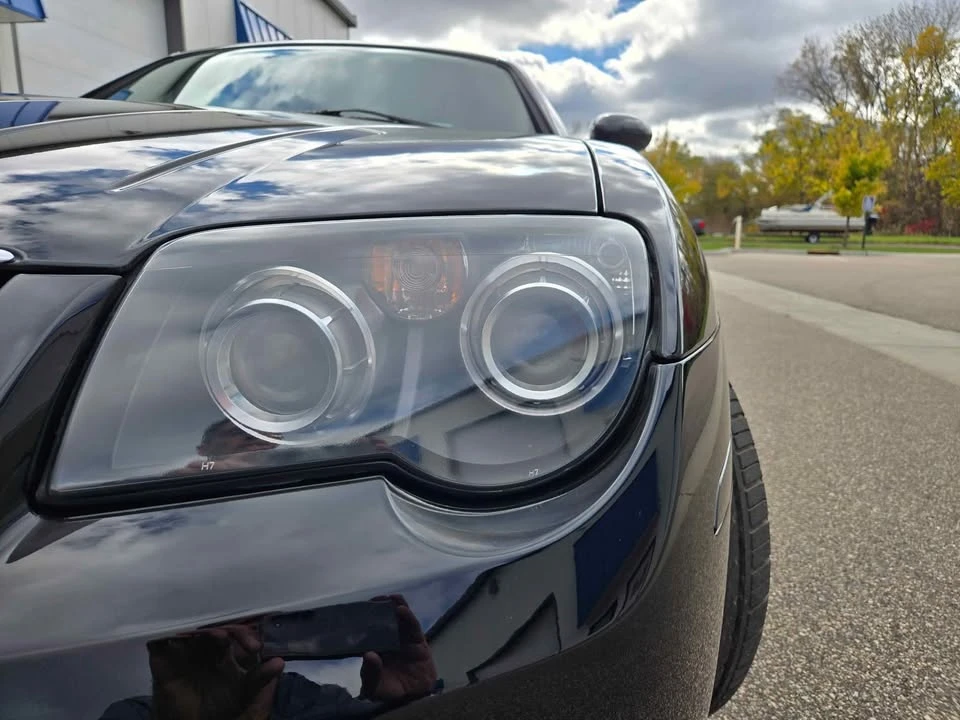 2005 Chrysler Crossfire - Image 3 of 9