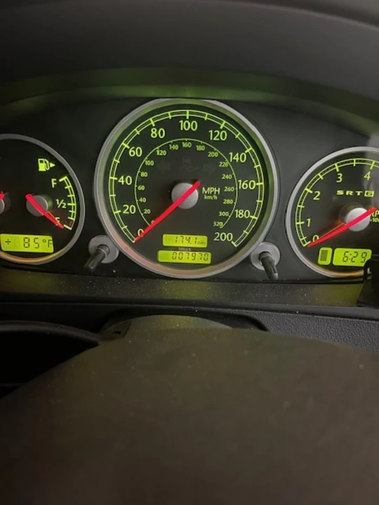 2005 Chrysler Crossfire - Image 9 of 13
