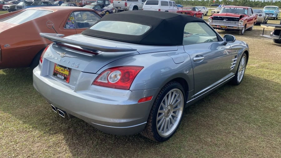 2005 Chrysler Crossfire - Image 16 of 18