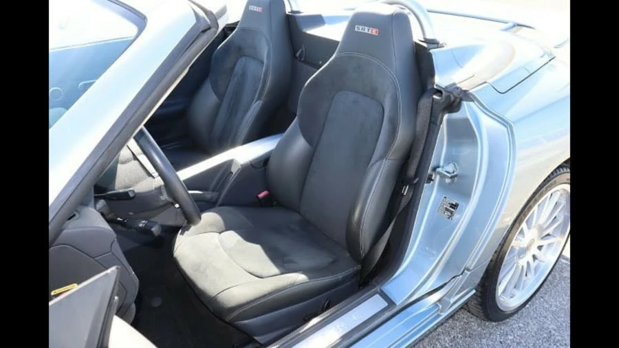 2005 Chrysler Crossfire - Image 5 of 18