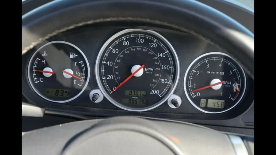 2005 Chrysler Crossfire - Image 8 of 18