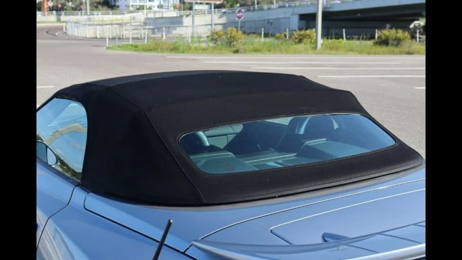 2005 Chrysler Crossfire - Image 9 of 18
