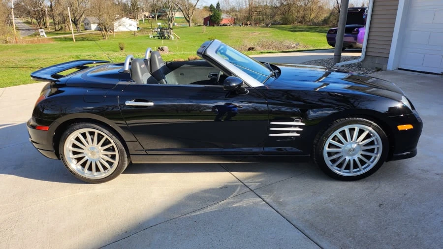 2005 Chrysler Crossfire - Image 2 of 9