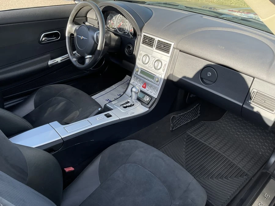 2005 Chrysler Crossfire - Image 8 of 11