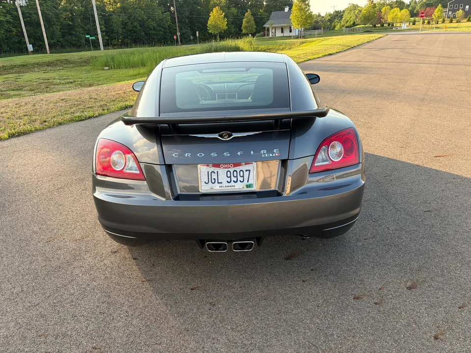 2005 Chrysler Crossfire - Image 27 of 31