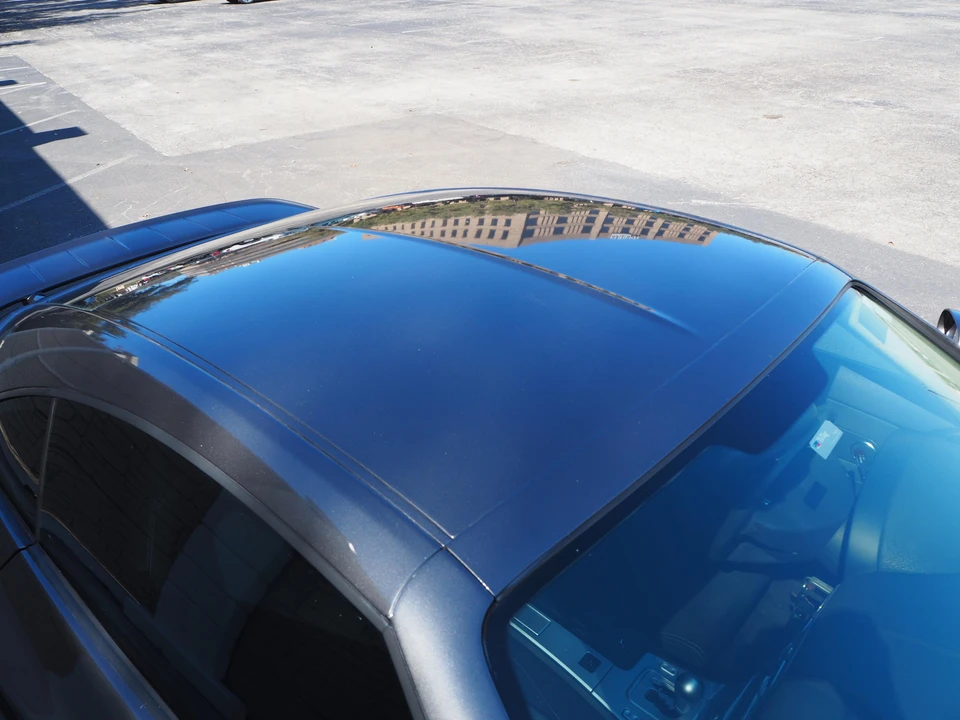 2005 Chrysler Crossfire - Image 20 of 31