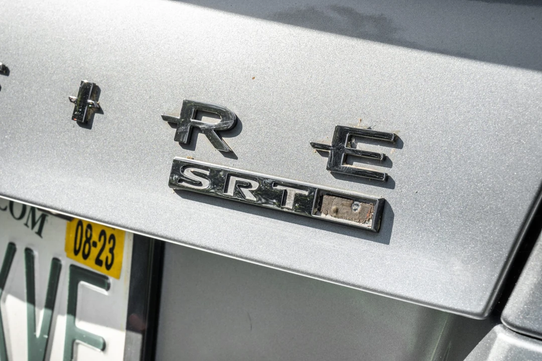 2005 Chrysler Crossfire - Image 28 of 31
