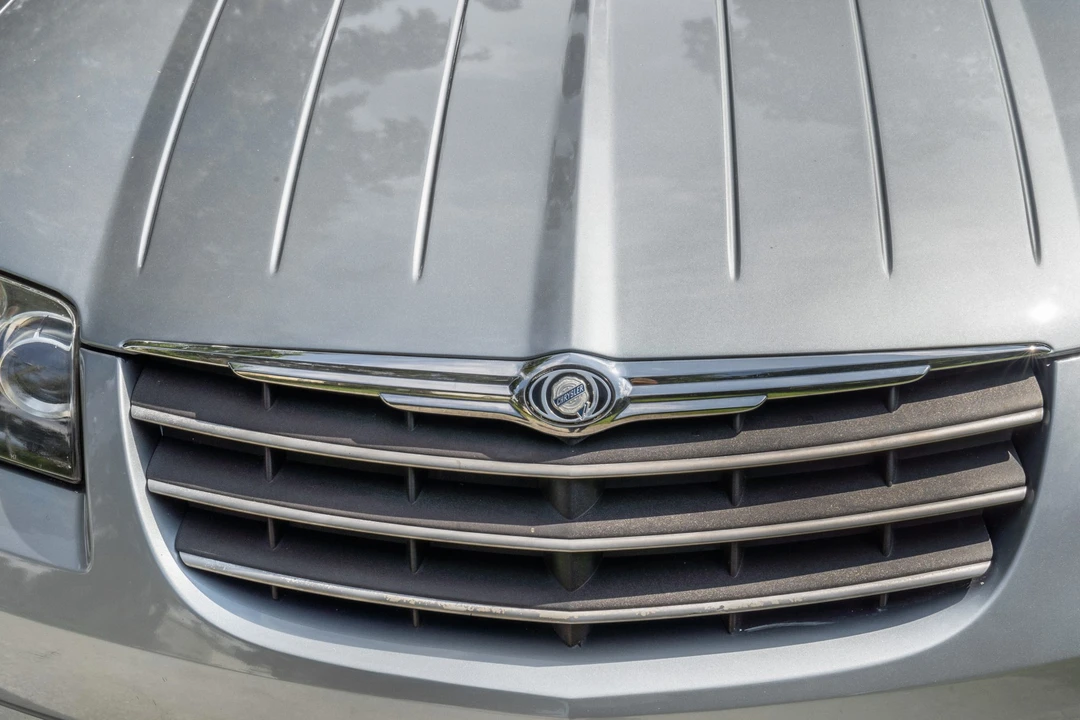2005 Chrysler Crossfire - Image 12 of 31