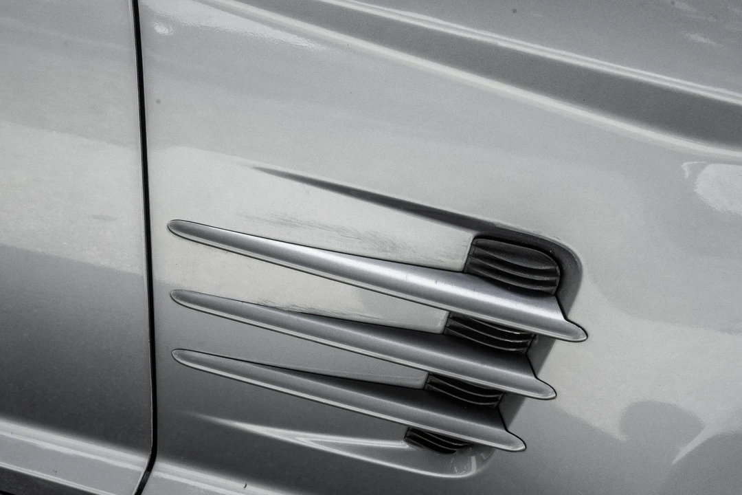2005 Chrysler Crossfire - Image 31 of 31