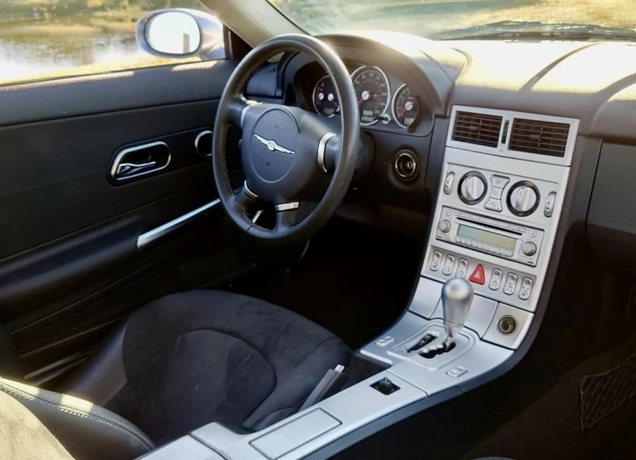 2005 Chrysler Crossfire - Image 22 of 29