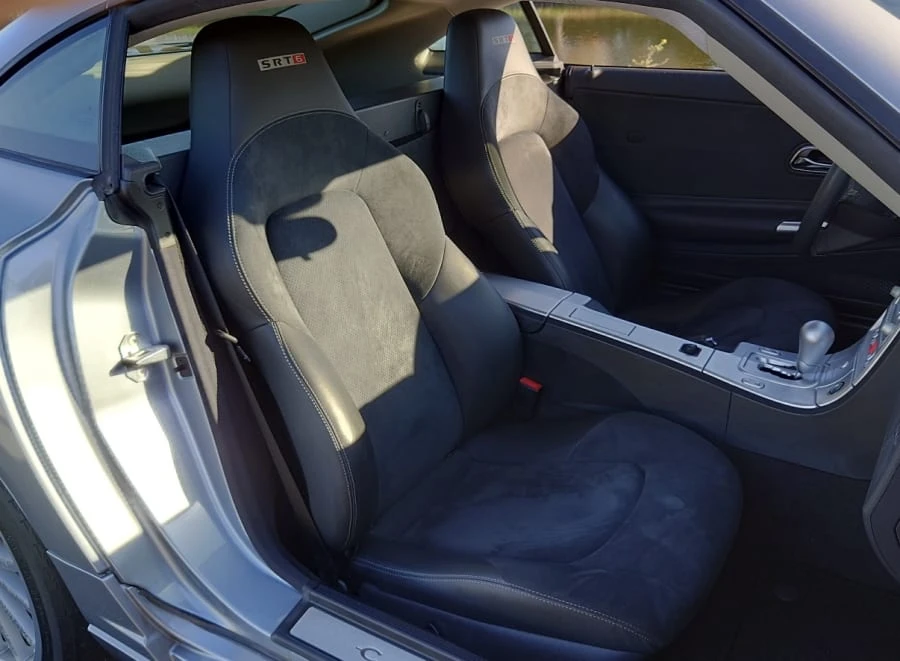 2005 Chrysler Crossfire - Image 25 of 29
