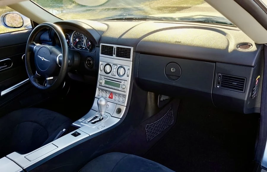 2005 Chrysler Crossfire - Image 21 of 29
