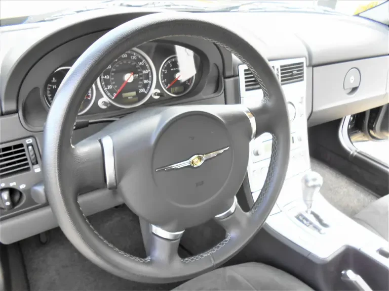 2005 Chrysler Crossfire - Image 9 of 17