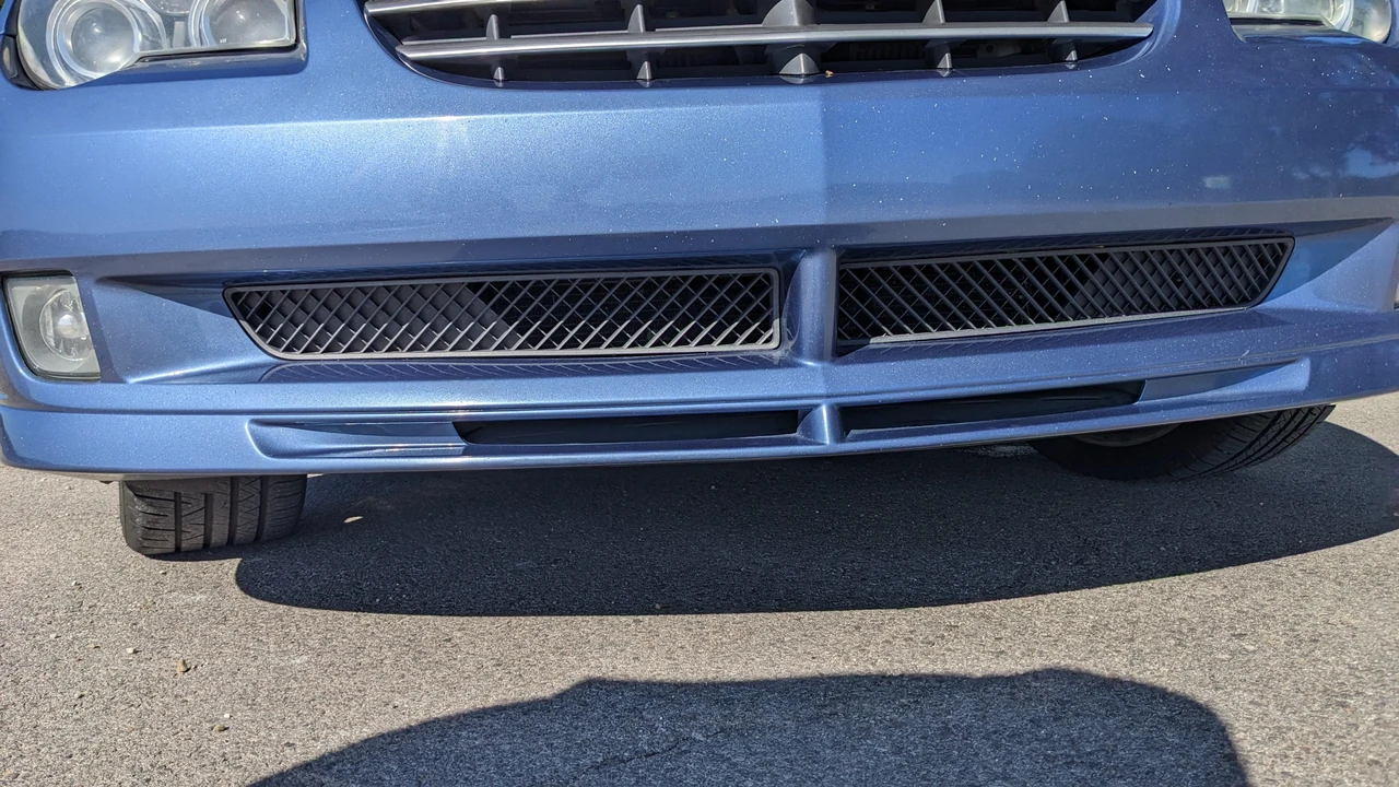 2005 Chrysler Crossfire - Image 27 of 31