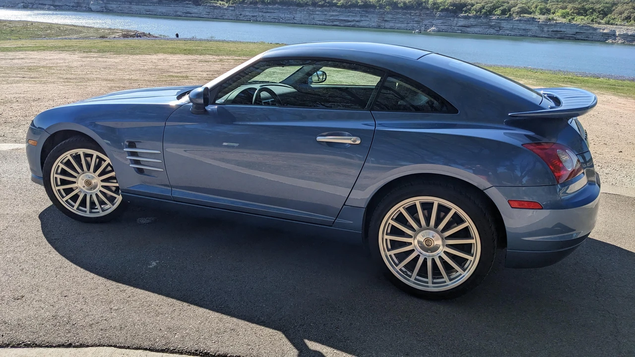 2005 Chrysler Crossfire - Image 11 of 31