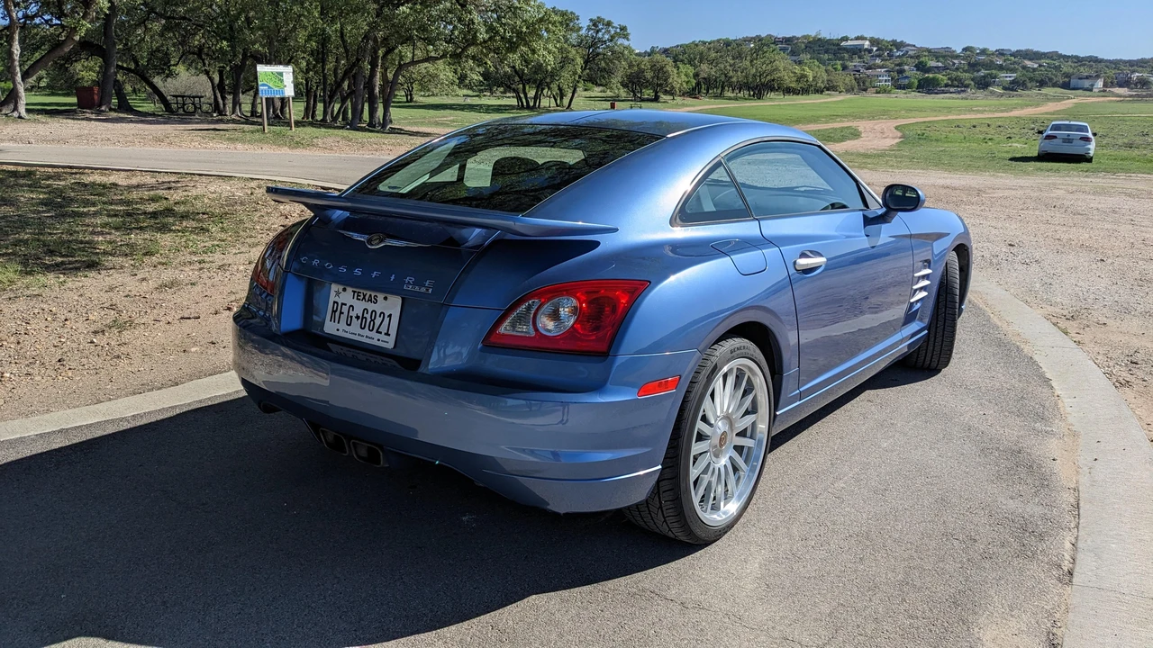 2005 Chrysler Crossfire - Image 16 of 31