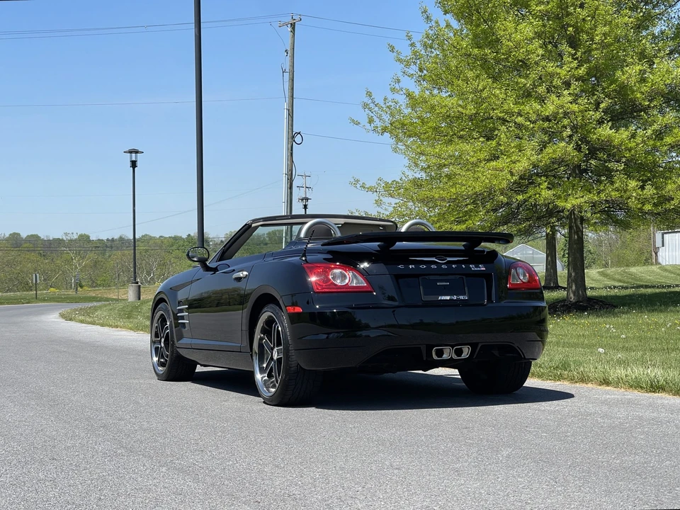 2005 Chrysler Crossfire - Image 30 of 31