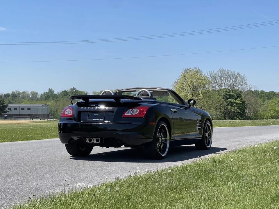 2005 Chrysler Crossfire - Image 22 of 31