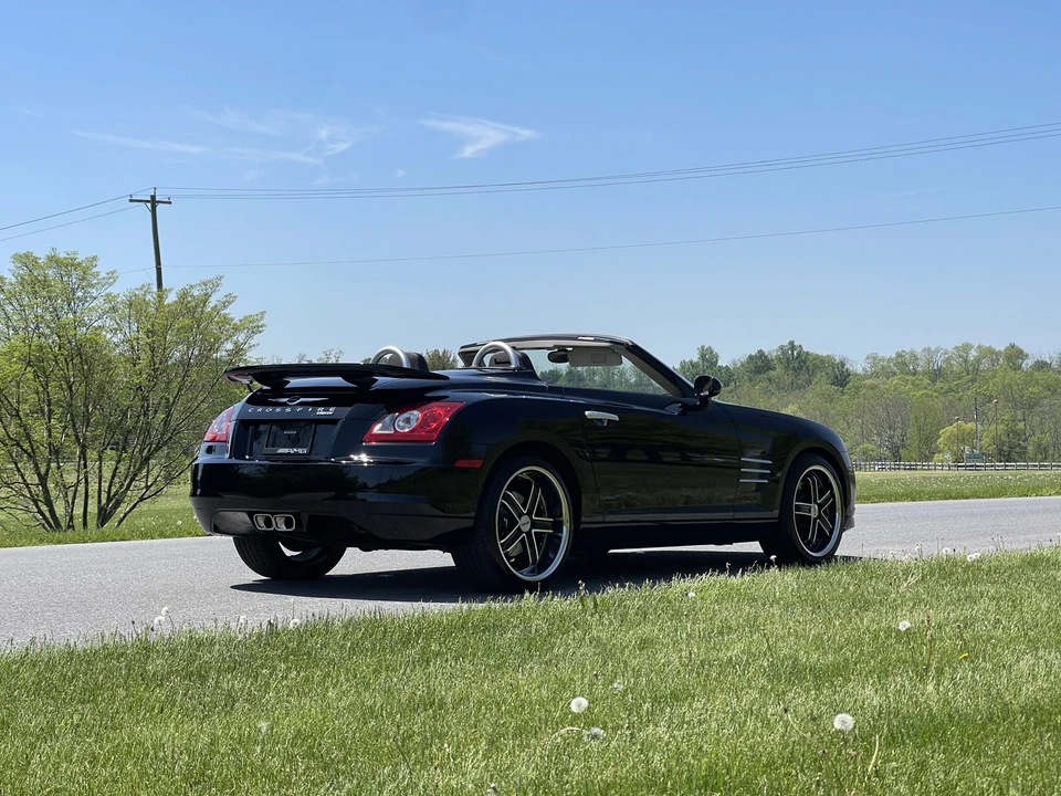 2005 Chrysler Crossfire - Image 20 of 31