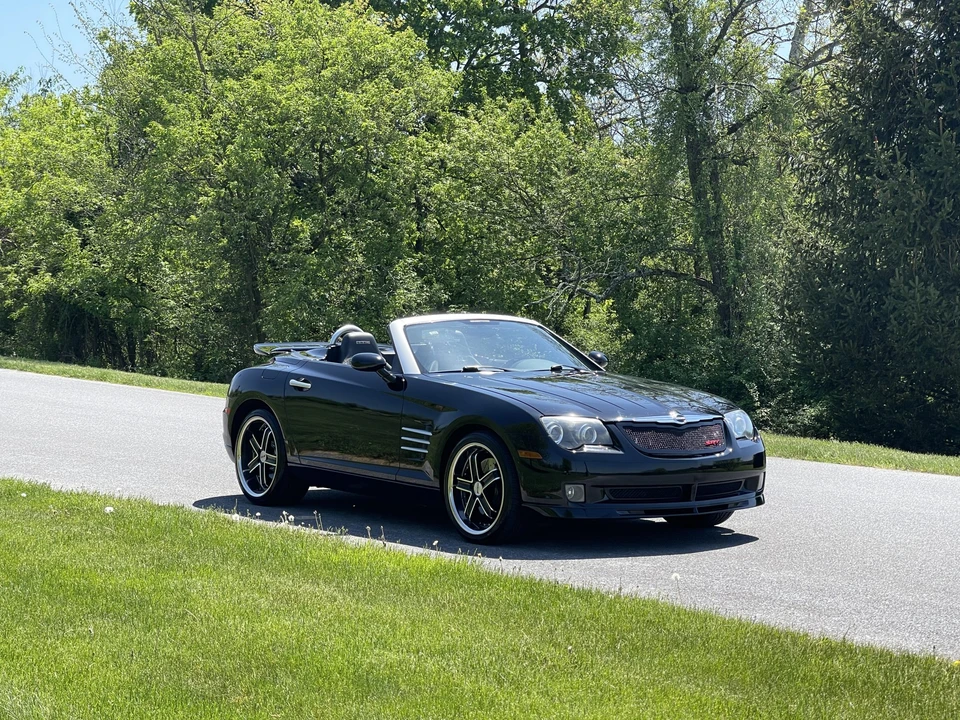 2005 Chrysler Crossfire - Image 7 of 31