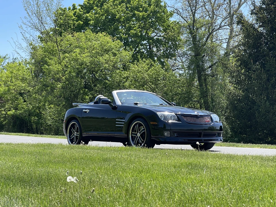 2005 Chrysler Crossfire - Image 6 of 31