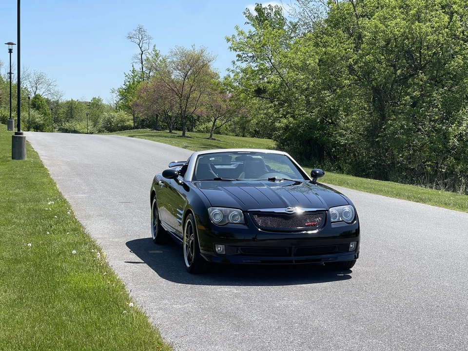 2005 Chrysler Crossfire - Image 3 of 31
