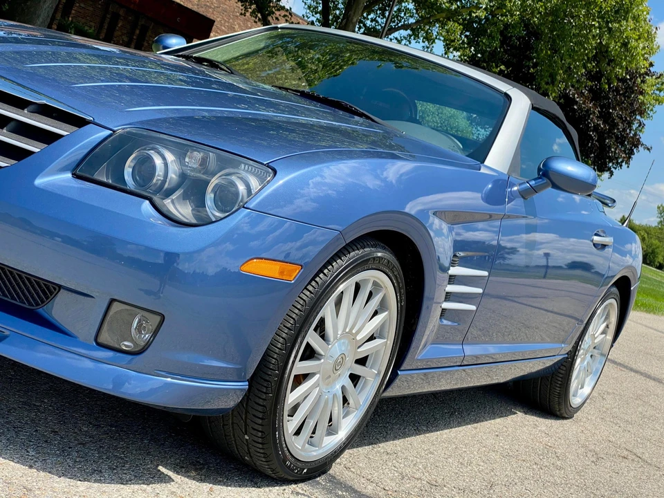2005 Chrysler Crossfire - Image 26 of 31