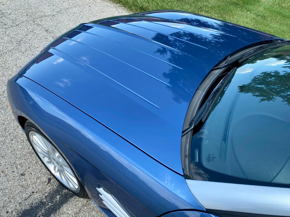 2005 Chrysler Crossfire - Image 24 of 31