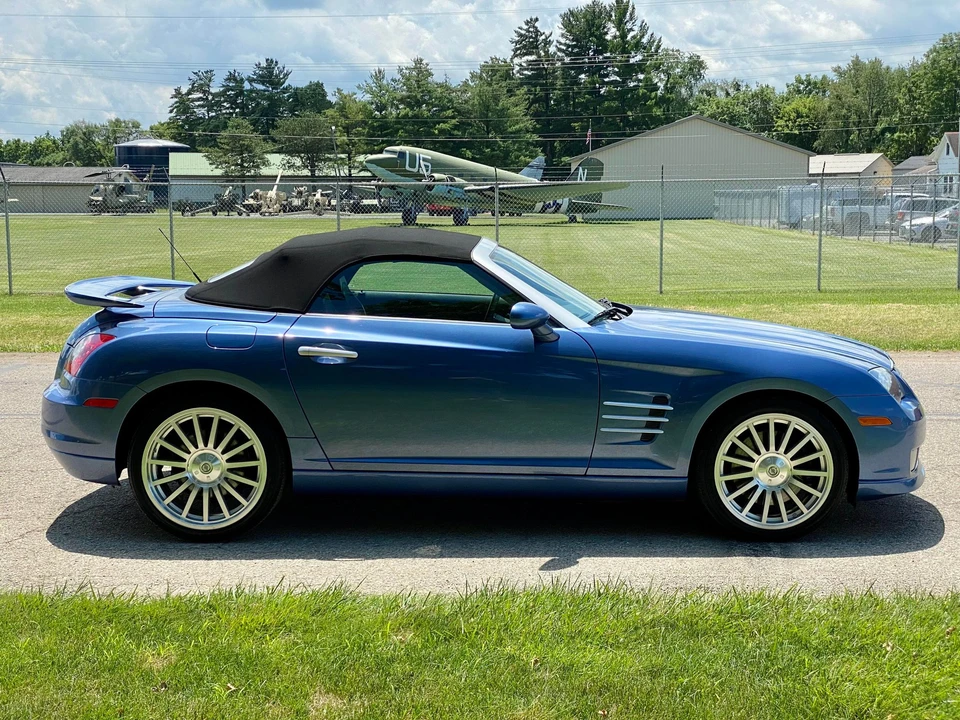 2005 Chrysler Crossfire - Image 16 of 31