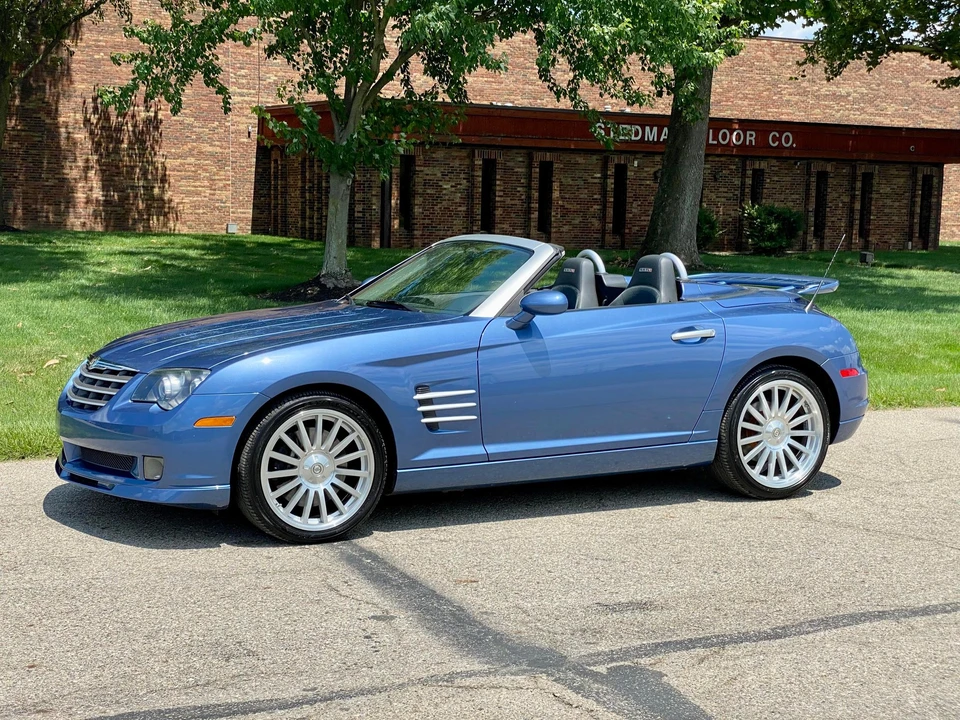 2005 Chrysler Crossfire - Image 3 of 31
