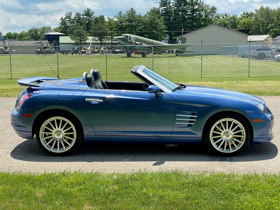 2005 Chrysler Crossfire - Image 7 of 31