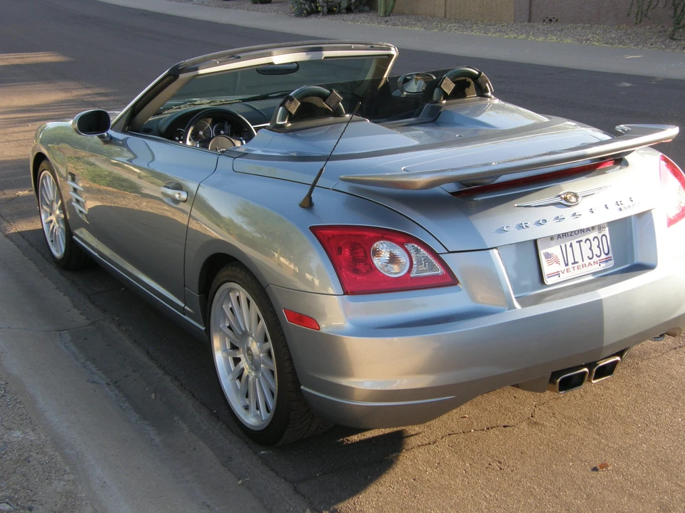 2005 Chrysler Crossfire - Image 28 of 31