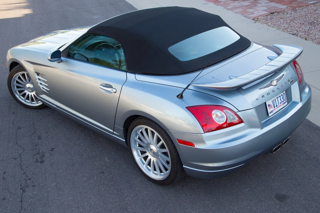 2005 Chrysler Crossfire - Image 9 of 31