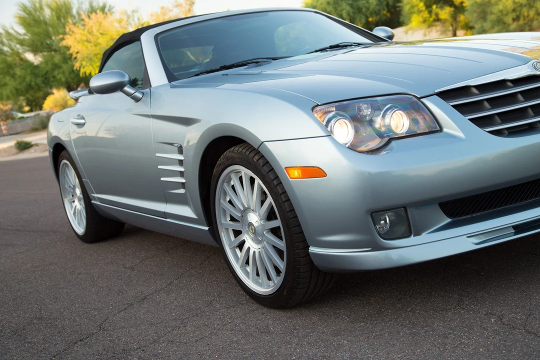 2005 Chrysler Crossfire - Image 12 of 31