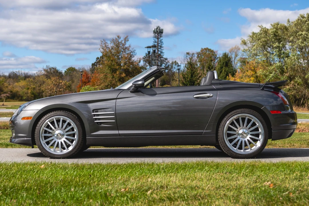 2005 Chrysler Crossfire - Image 15 of 31