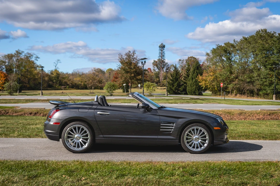 2005 Chrysler Crossfire - Image 25 of 31