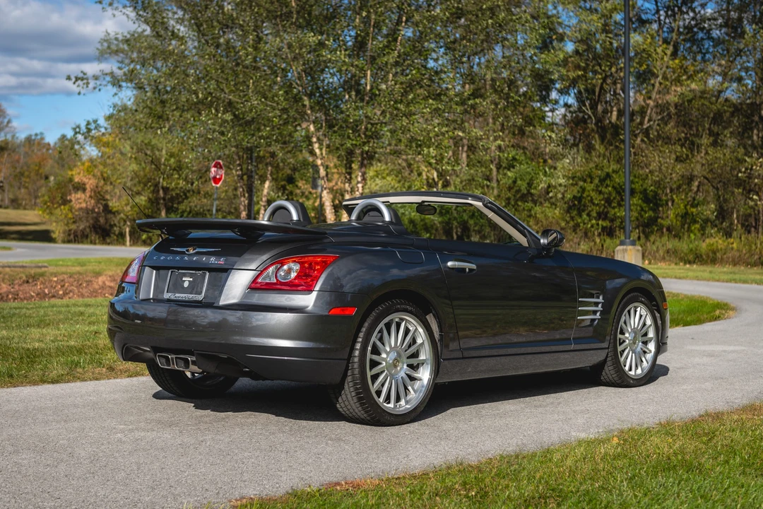 2005 Chrysler Crossfire - Image 20 of 31