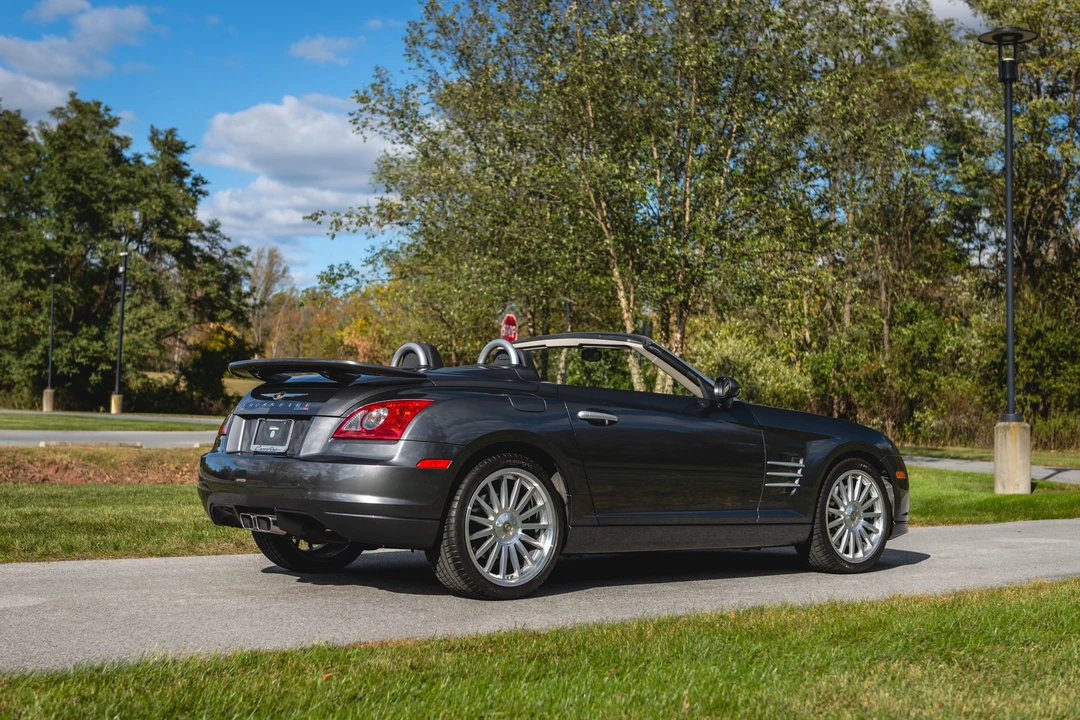 2005 Chrysler Crossfire - Image 22 of 31